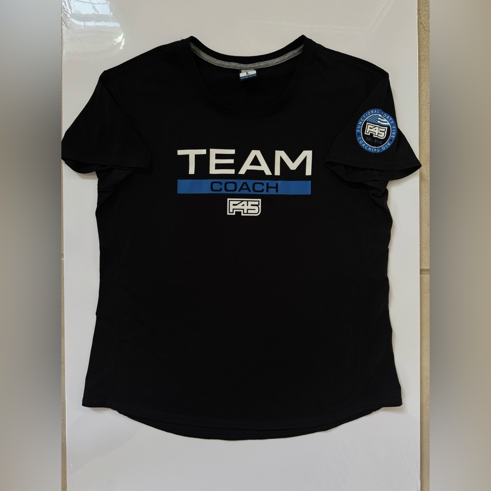 F45 Training Coach Black Short Sleeve Tee Woman’s Size L